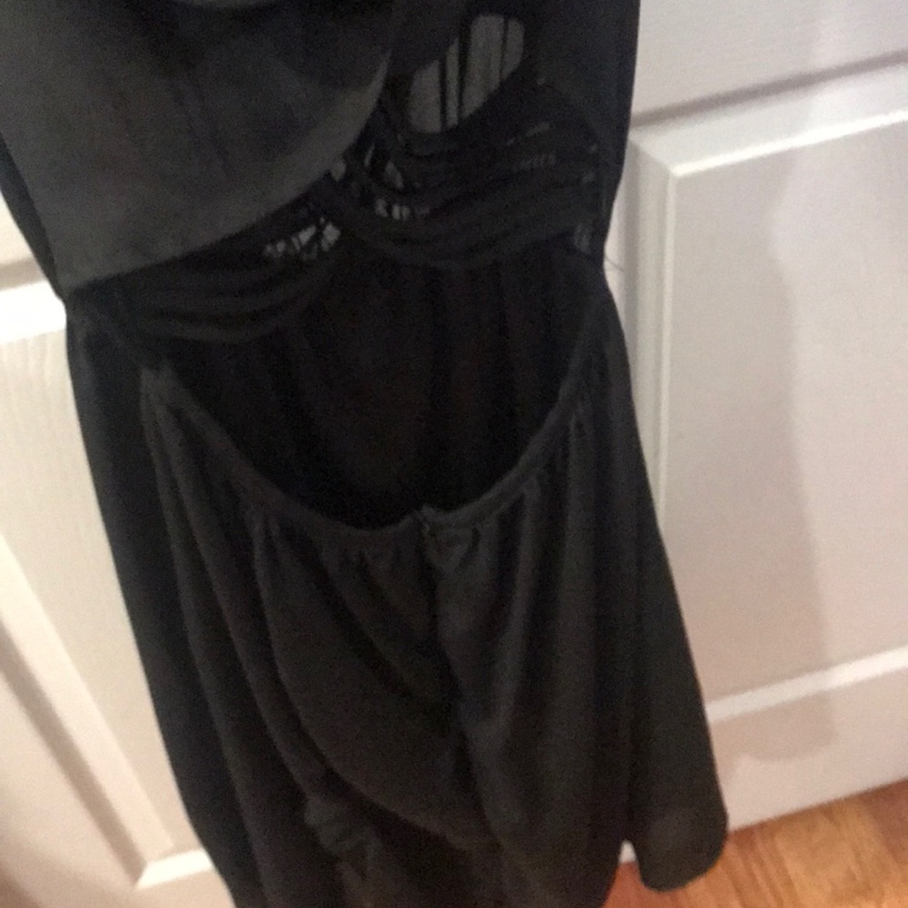 Dress - Picture 3 of 4